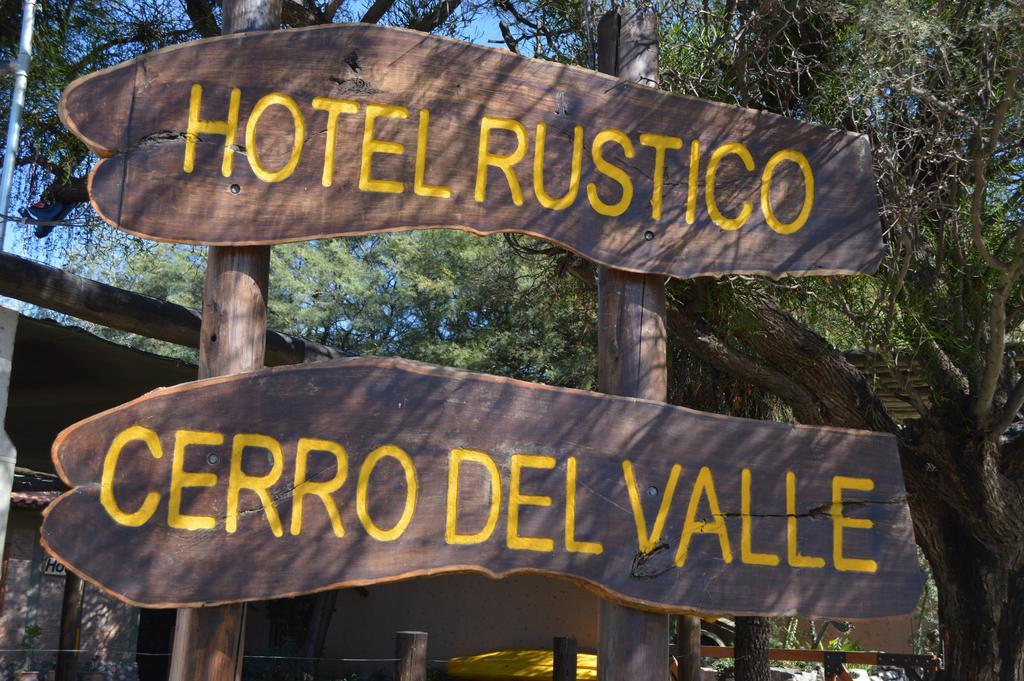 鲁斯蒂科塞罗德尔巴列酒店 San Agustín de Valle Fértil 外观 照片
